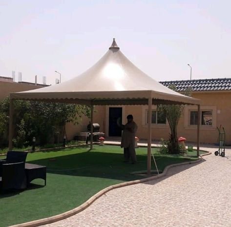 حداد جدة لتركيب المظلات الهرمية بأفضل الأسعار